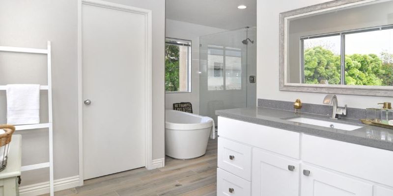 How To Avoid Common Pitfalls in Bathroom Remodeling Projects How To Avoid Common Pitfalls in Bathroom Remodeling Projects